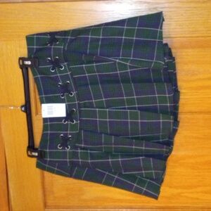 Hot topic mini skirt NWTS plaid skirt